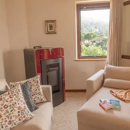 Umbrian And Olive Grove View Сasa de vacaciones *